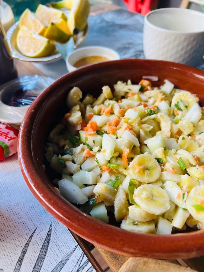 O Palm : Dans Un Petit Ecrin De Verdure Saint-Joseph Екстериор снимка